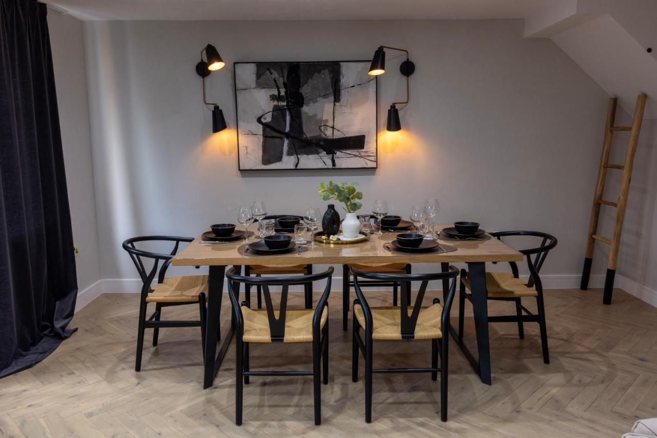 Charming 3-Bed House With 1 Parking Space Кентърбъри Екстериор снимка